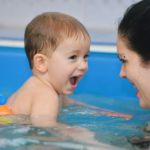 Plavání rodičů s dětmi